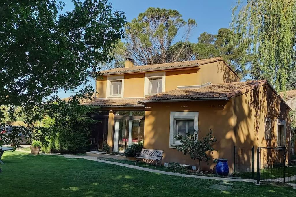 Logement Lumineux, Entierement Renove Avec Jardin Caumont-sur-Durance Dış mekan fotoğraf